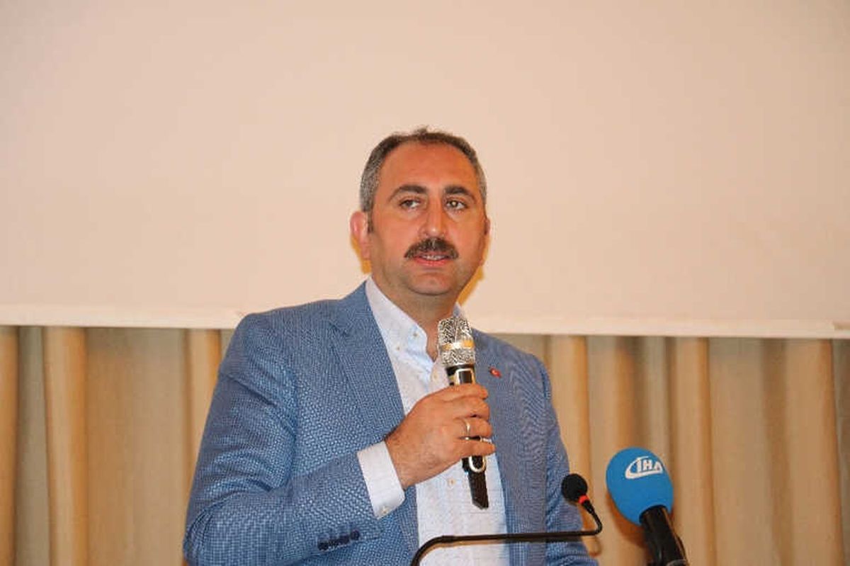 Bakan\'dan 2 Kez Oy Kullanıldığı Öne Sürülen Kadınla İlgili Açıklama