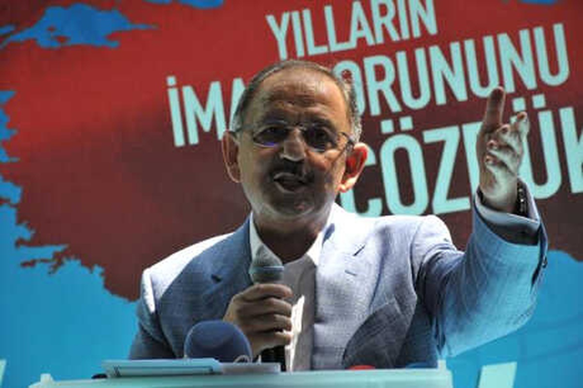 Bakan Özhaseki: Fikirtepe\'de Bakanlık Olarak Girdik Şimdi Müteahhitlik Yapıyoruz