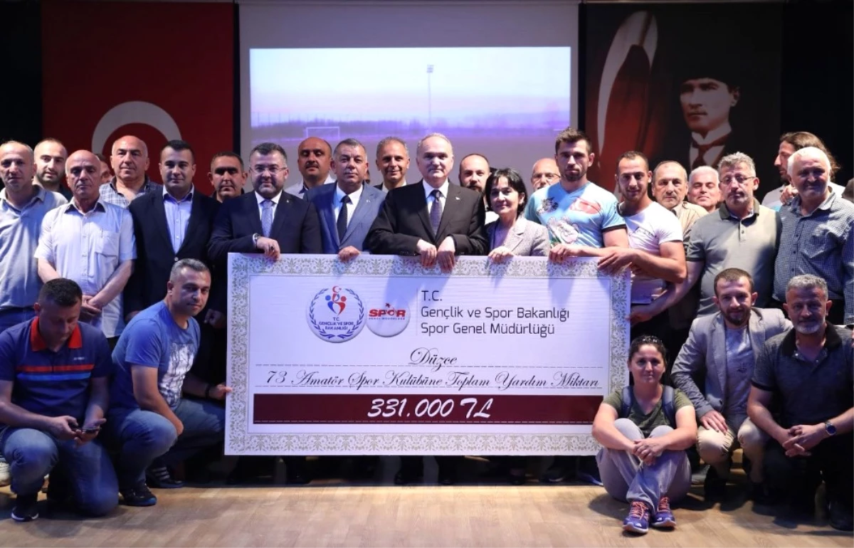 Bakan Özlü\'den Amatör Spor Kulüplerine Destek