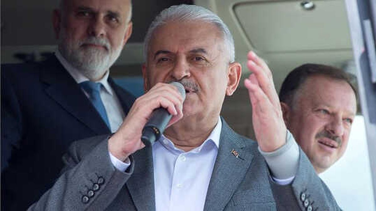 Başbakan Yıldırım: Kandil\'i Başlarına Yıkacağız