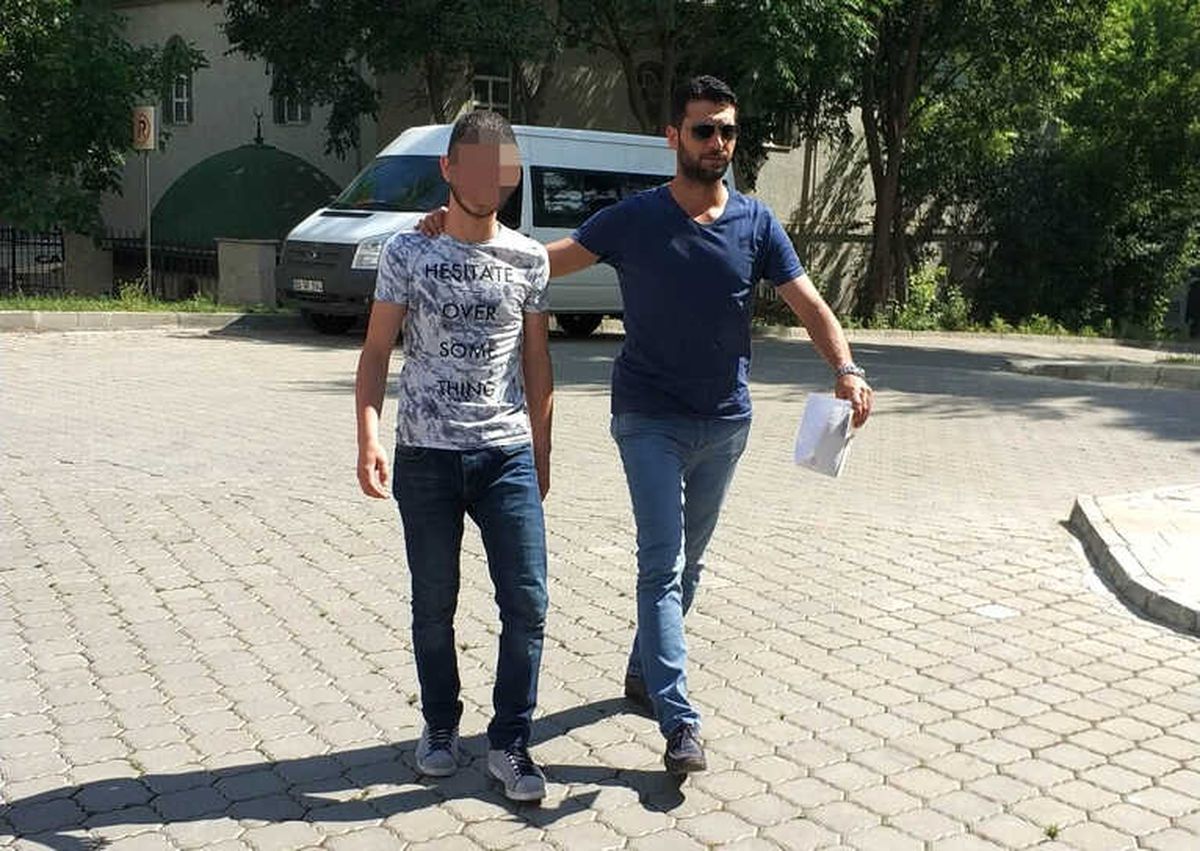 Bıçakla Yaralamaya Gözaltı