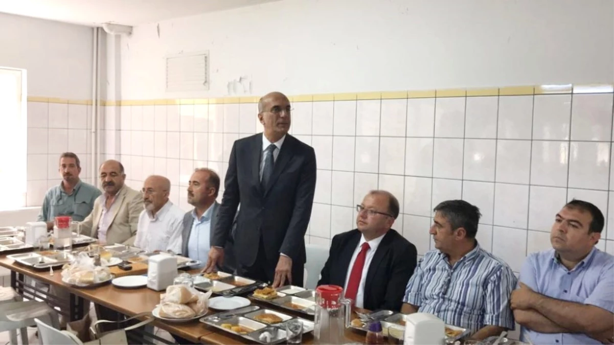 CHP Genel Başkan Yardımcı Bingöl, Fabrikada İşçilerle Bir Araya Geldi