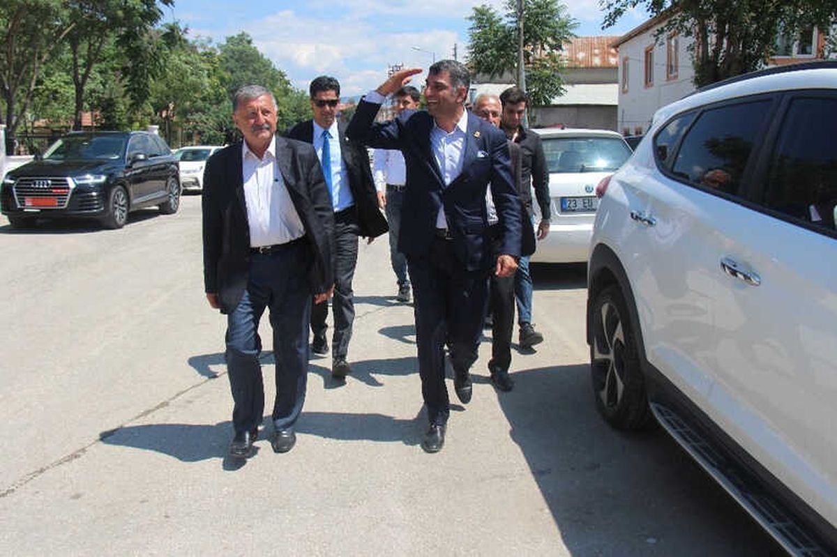 CHP\'li Erol, Seçim Çalışmalarını Sürdürüyor