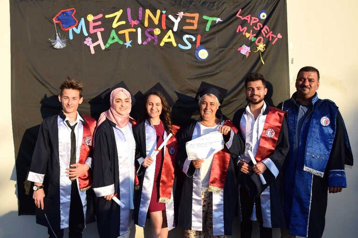 Emekli Öğretmenin Eğitim Aşkı