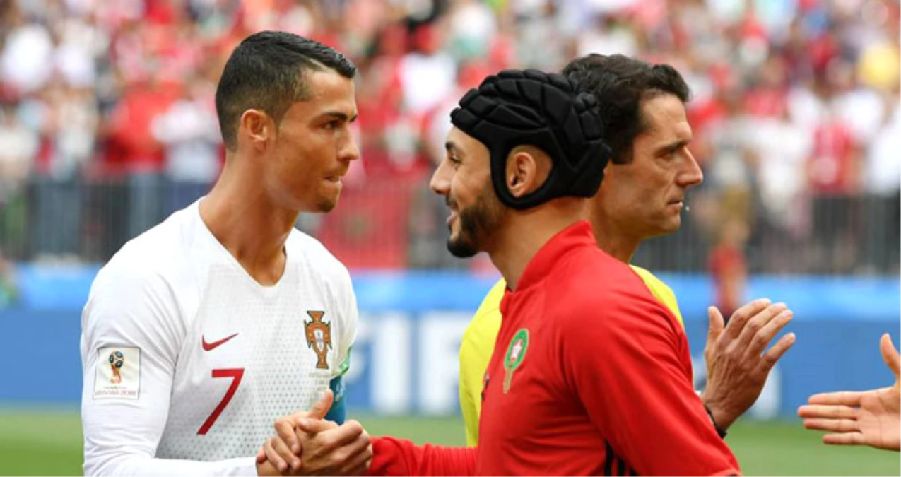 Faslı Yıldız Nordin Amrabat: Hakem Ronaldo\'dan Forma İstemiş