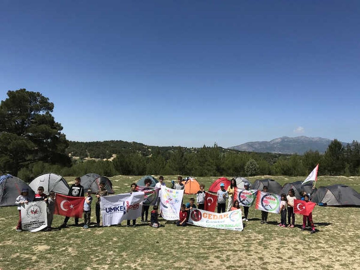 Gedak\'tan Babalar Çocuklar Kampı