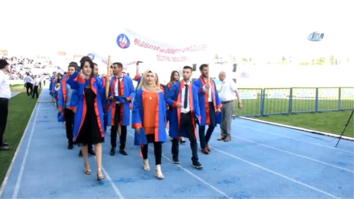 Kırıkkale Üniversitesi 5 Bin Mezun Verdi