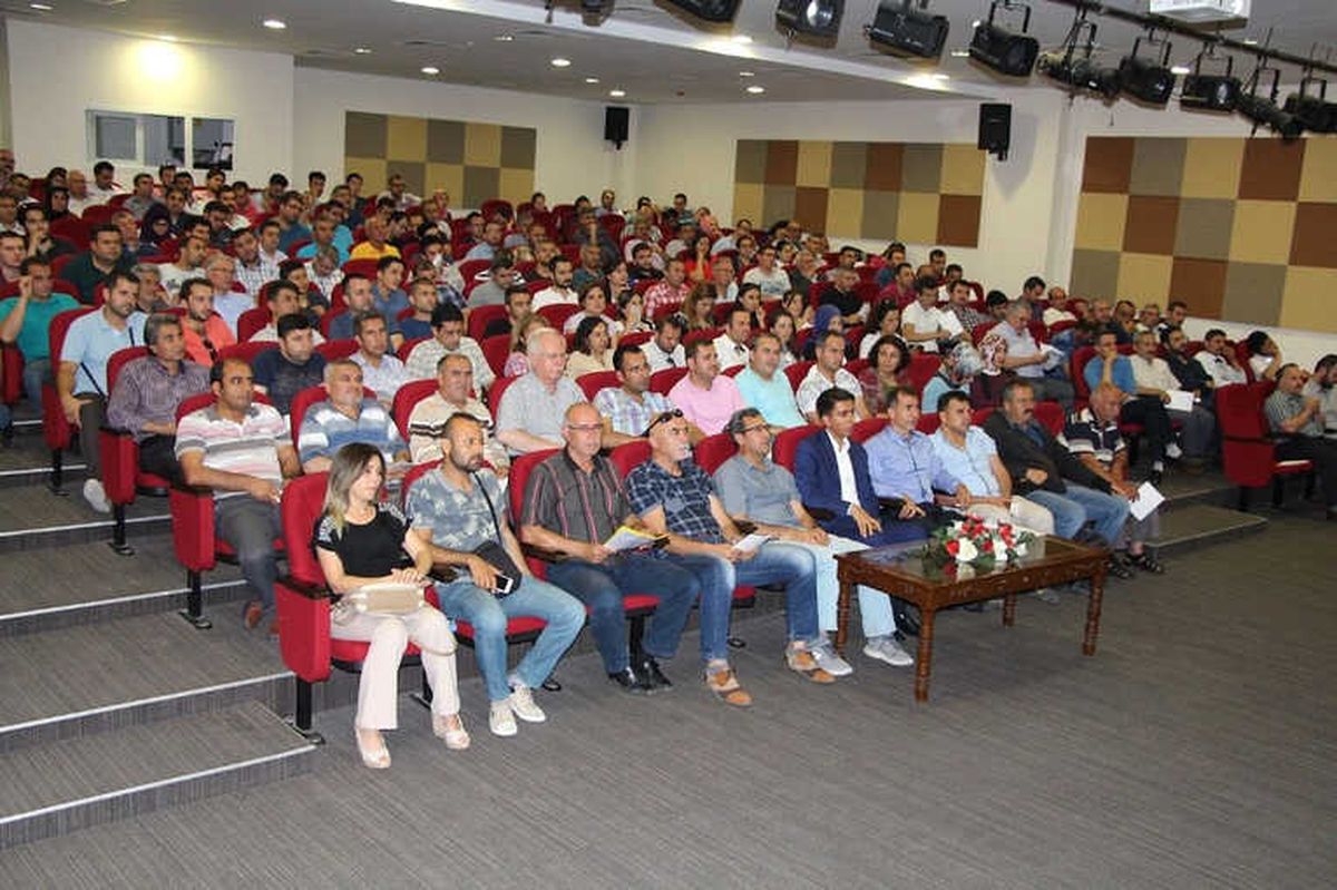 Kula\'da Sandık Görevlilerine Eğitim Verildi