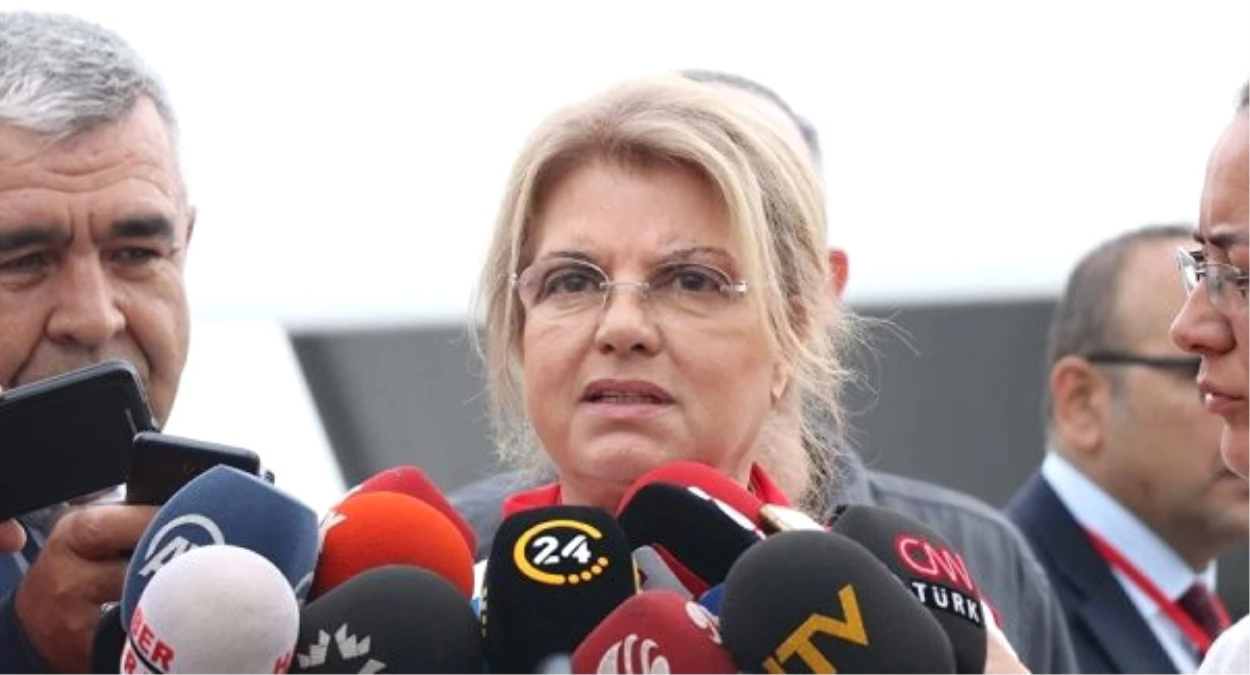 Meral Akşener\'den Çiller\'in AK Parti Mitingine Katılmasına İlk Yorum: Yüz İfadesi Çok İlginç