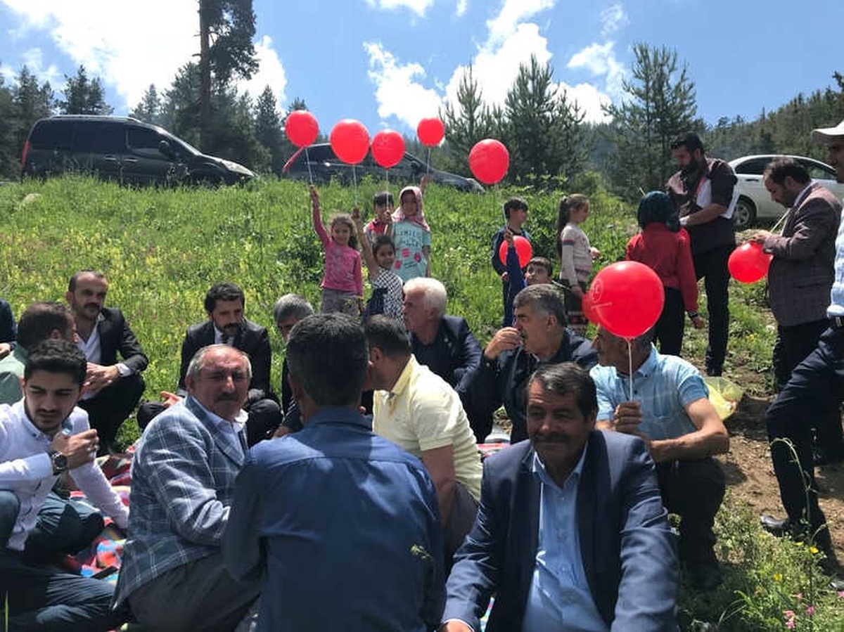 MHP Milletvekili Adayı Kılıç, Vatandaşlarla Bir Araya Geldi
