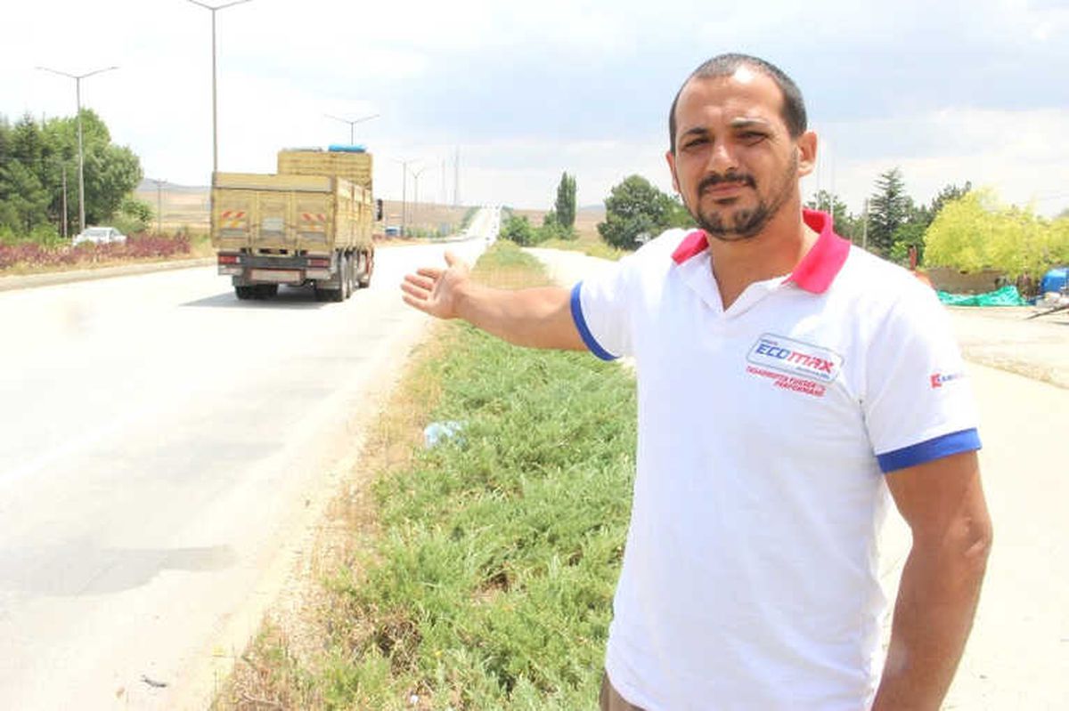Ölüm Yolunda Bir Ailenin Daha Evine Ateş Düştü