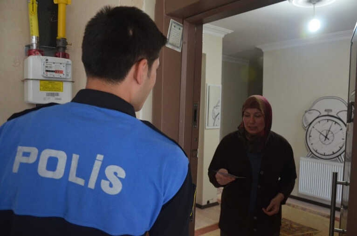 Polisten "Düğün Evi, Yas Evi Olmasın" Çağrısı