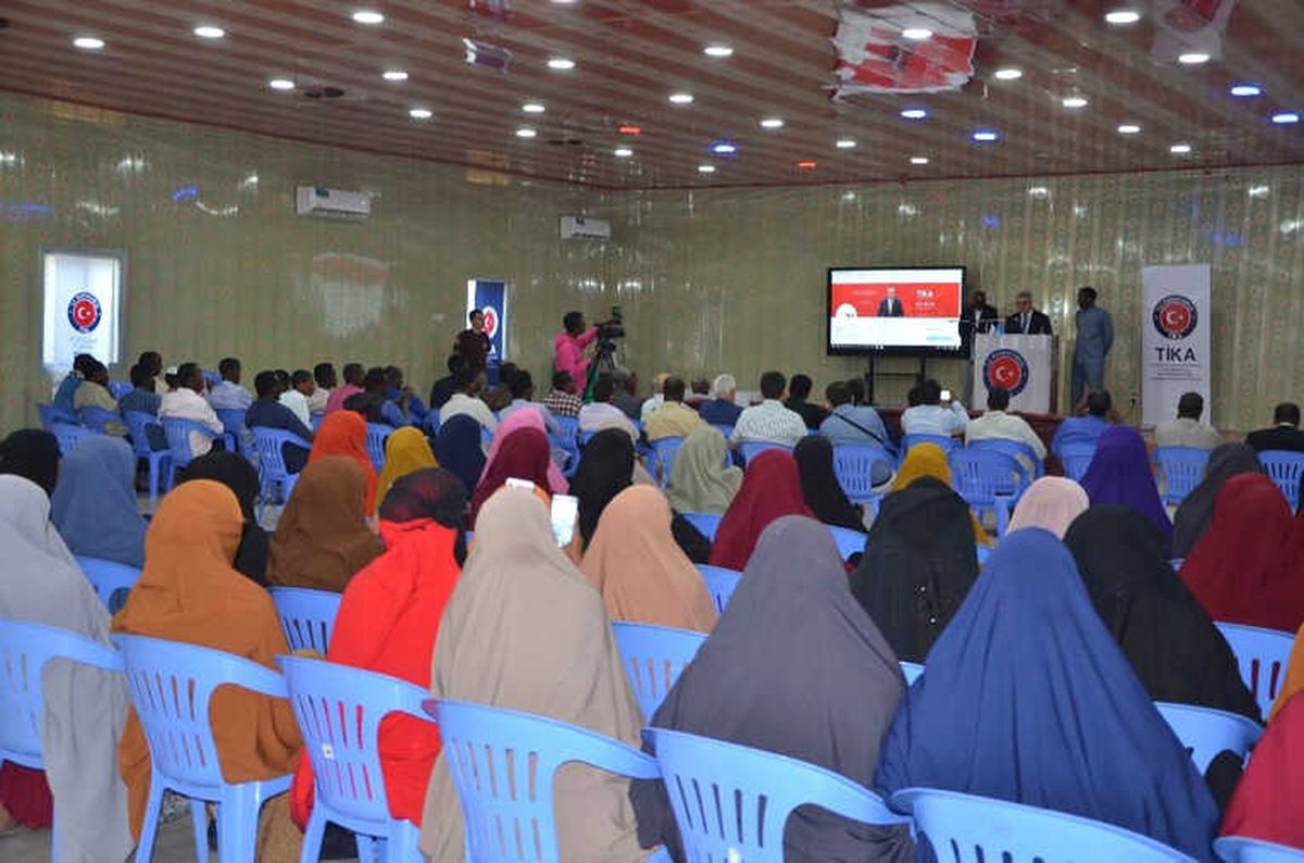 Tika\'dan Somali Üniversitesine Bilgisayar Laboratuvarı