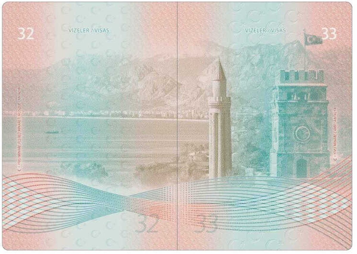 Yeni Nesil Pasaportlara Antalya\'dan 2 Görsel