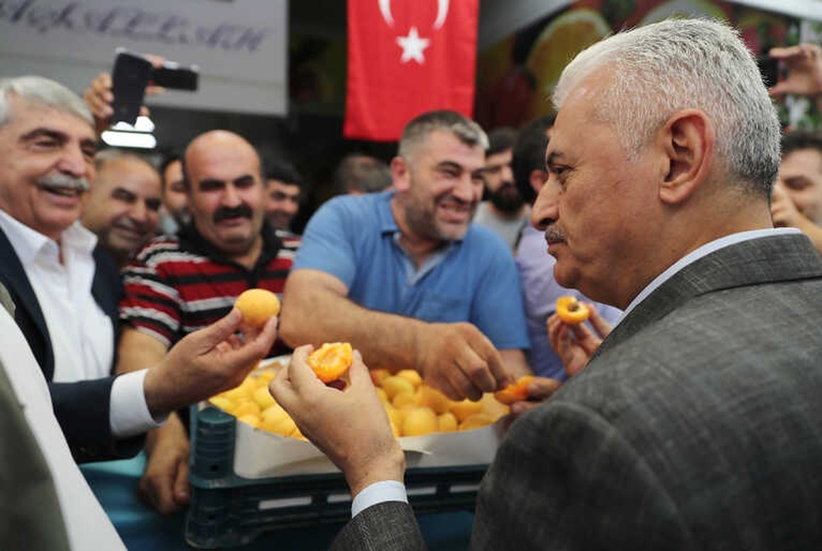 Yıldırım Sebze ve Meyve Halinde Esnafla Buluştu