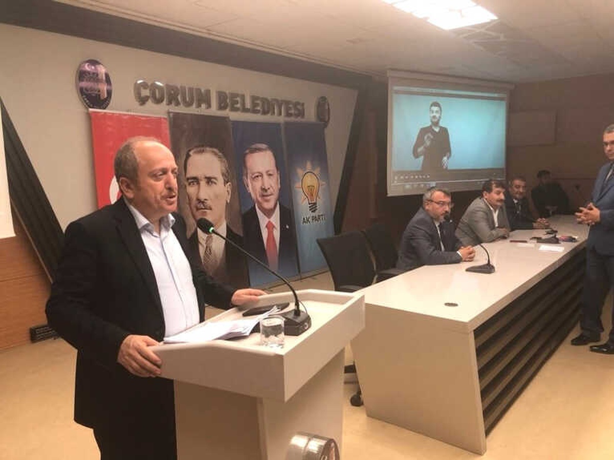 AK Parti\'den Sandık Görevlileri ve Müşahitlere Eğitim