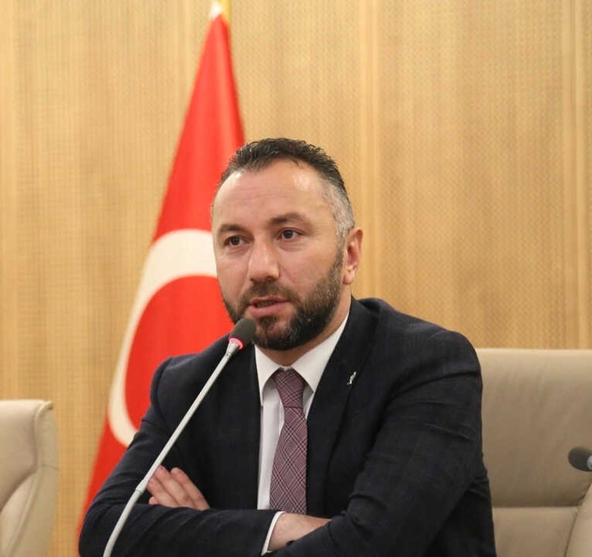 AK Parti\'li Başkandan Çağrı