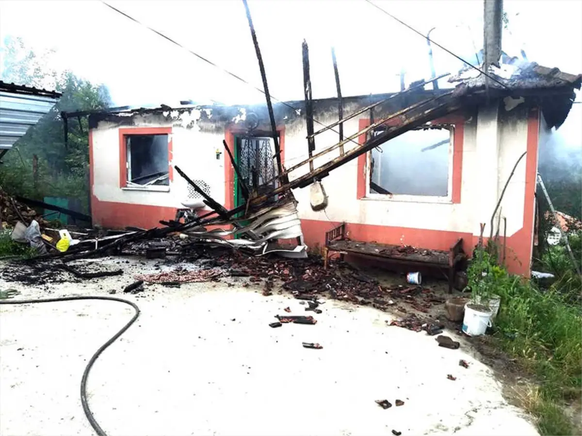 Alaplı\'da Tek Katlı Evde Yangın