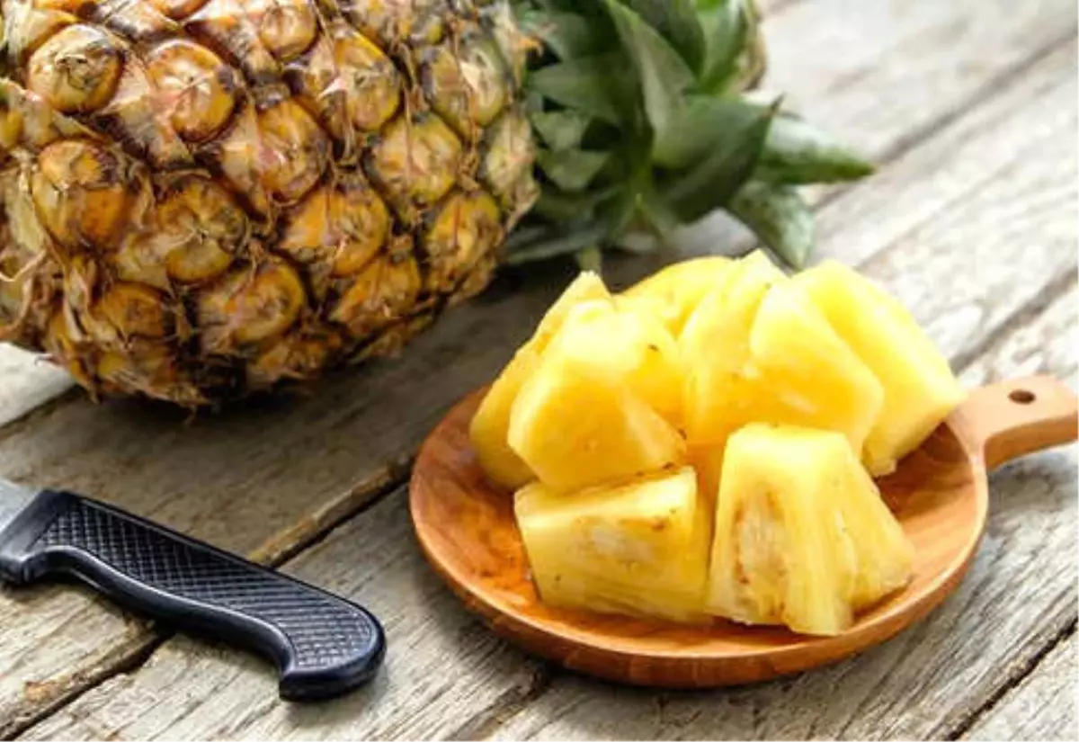 Ananas Nasıl Kesilir?