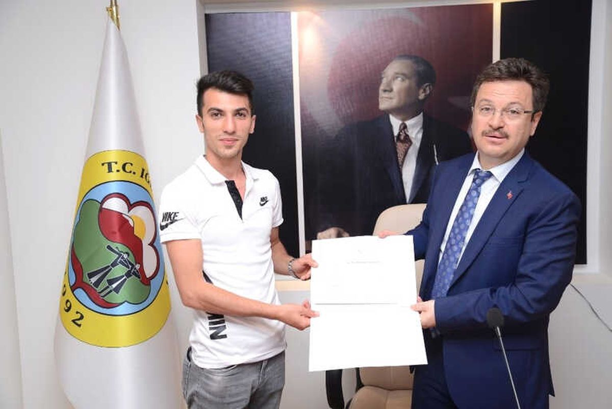Arı Yetiştiricileri Sertifikalarını Aldı