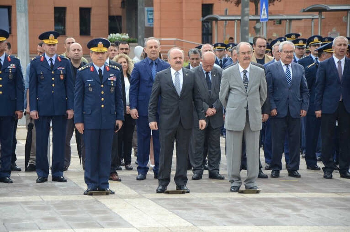 Atatürk\'ün Eskişehir\'e İlk Gelişinin 98. Yılı Törenle Kutlandı