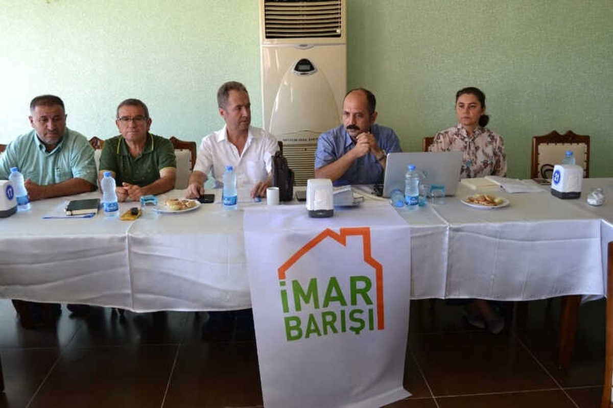 Bozyazı\'da Muhtarlara \'İmar Barışı\' Anlatıldı