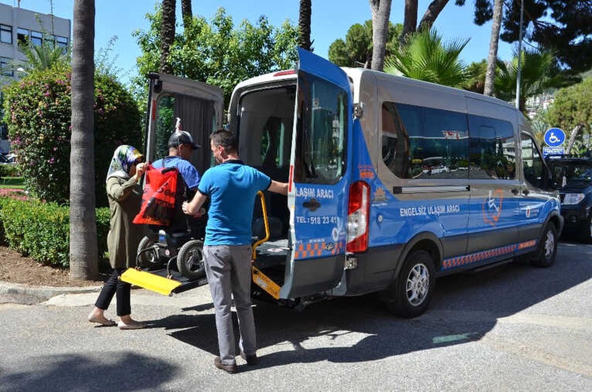Büyükşehir Araçları Seçmenin Hizmetinde
