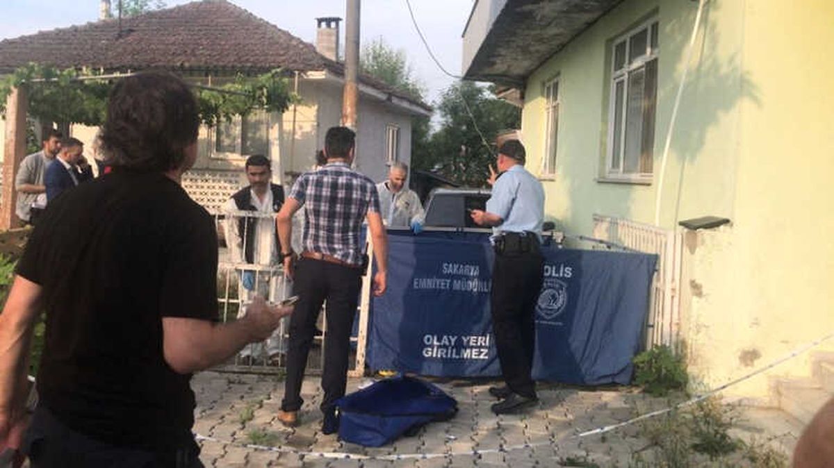 Cami İmamını Tüfekle Öldürdü