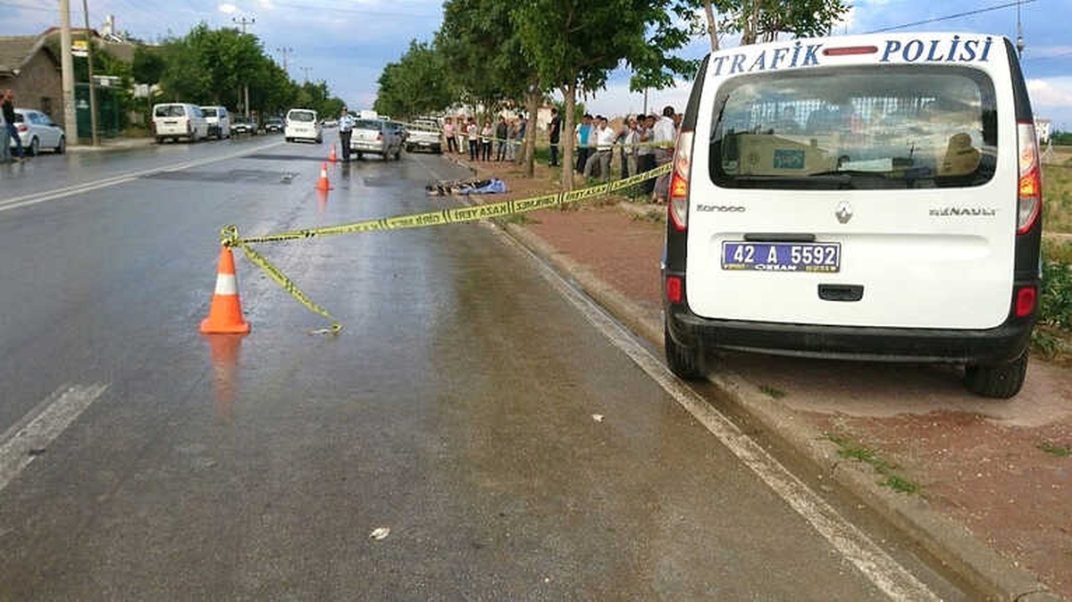 Çöp Atmak İçin Yolun Karşısına Geçen Yaşlı Adam Otomobilin Çarpması Sonucu Öldü