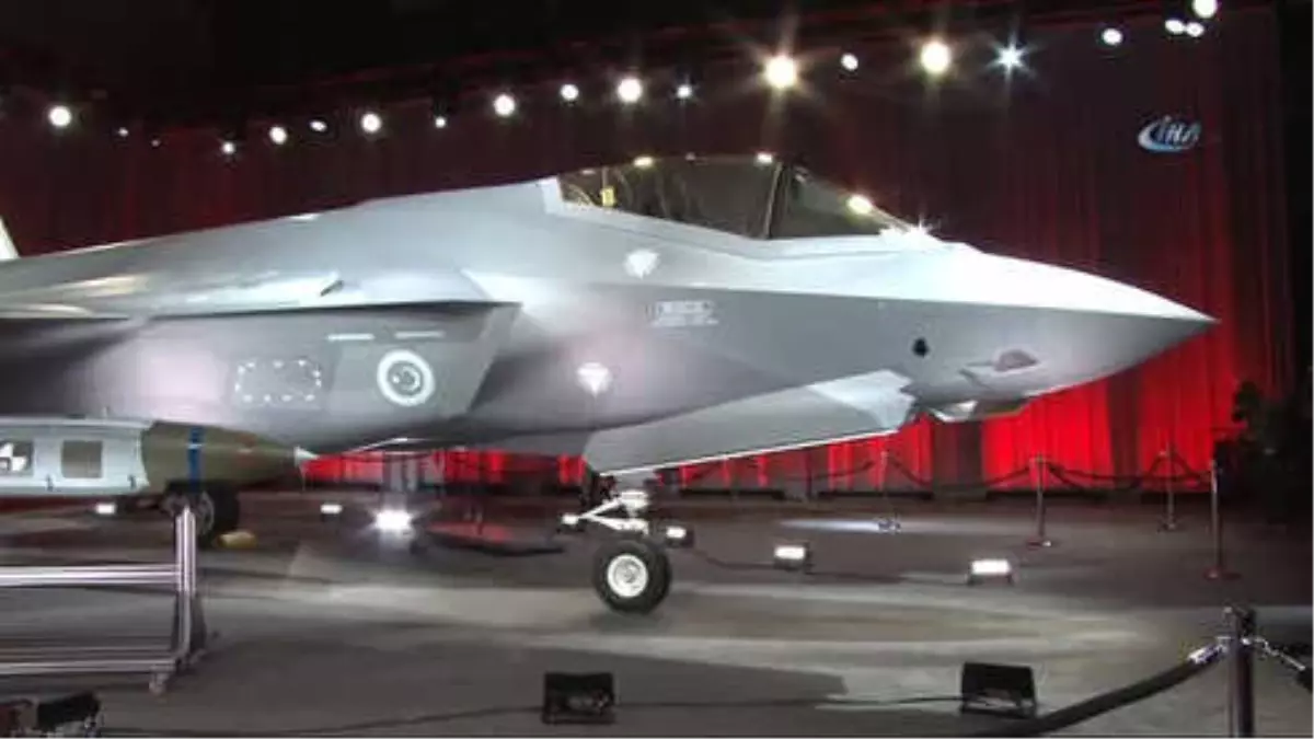 F-35\'lerde Mutlu Son- ABD\'de İlk F-35 Uçağı Törenle Teslim Edildi