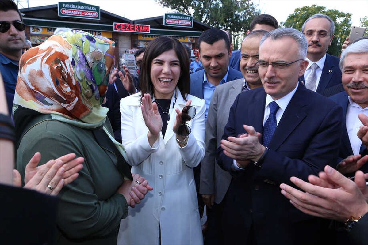 Geçmişin Hatalarını, Faturalarını Biz Ödedik"