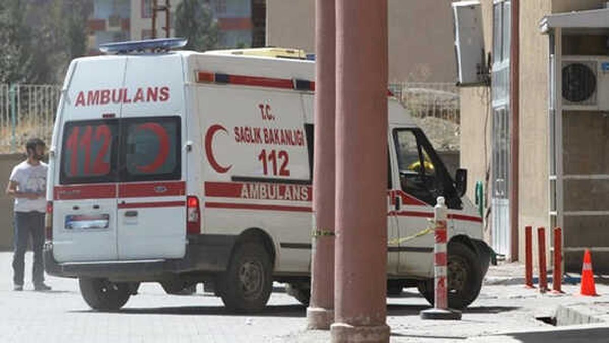 Hakkari\'deki Terör Saldırısında Yaralanan Asker Şehit Oldu