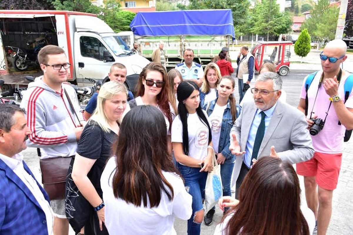 İnönü, Litvanyalı Misafirlerini Ağırlıyor