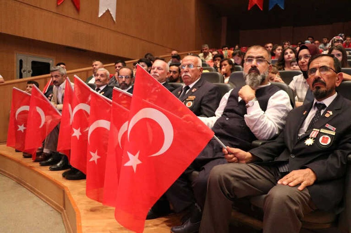 Kahramanmaraş\'ta \'İçimizdeki Kahramanlar 15 Temmuz\' Etkinliği