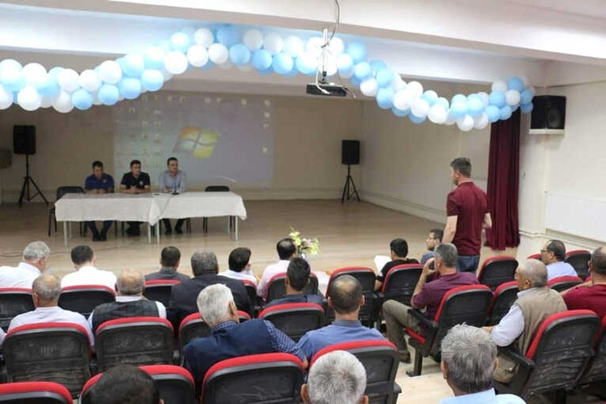 Kaymakam Çelik: Köylerimize 26 Bin Metrekare Parke Taşı Dağıttık