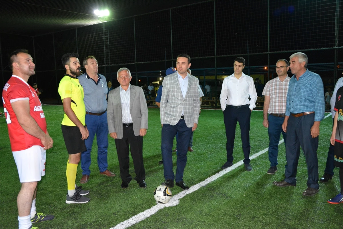 Kel Aliço Pehlivan Halı Saha Futbol Turnuvası