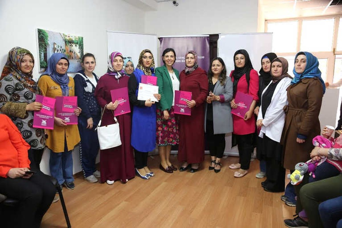 Mardin\'de Bin 180 Kadın Meslek Sahibi Oldu