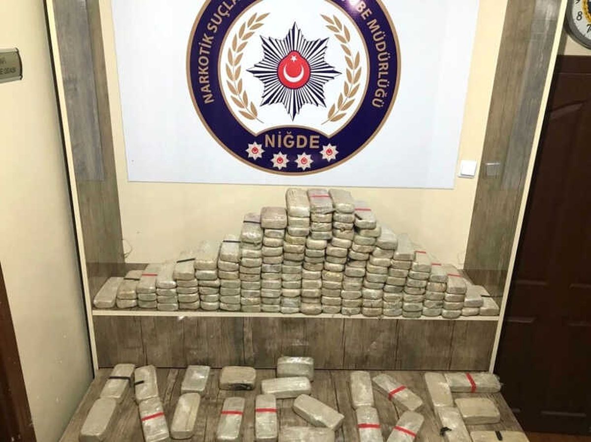 Niğde\'de 5 Milyon TL Değerinde Eroin Ele Geçirildi