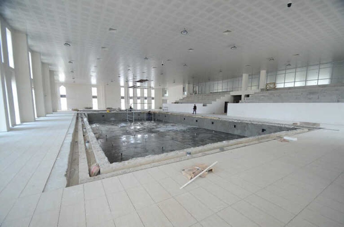 Olimpik Yüzme Havuzu Tamamlanıyor