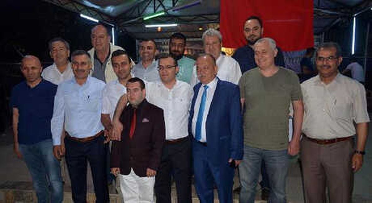 Turgutluspor\'da Hakan Sezer Yeniden Başkan