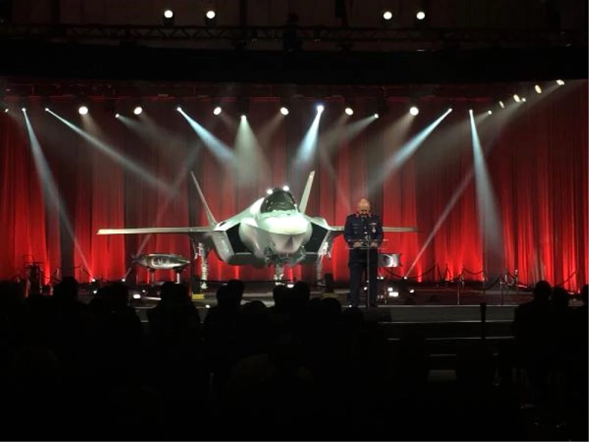 Türkiye İlk F-35\'i Teslim Aldı (3)