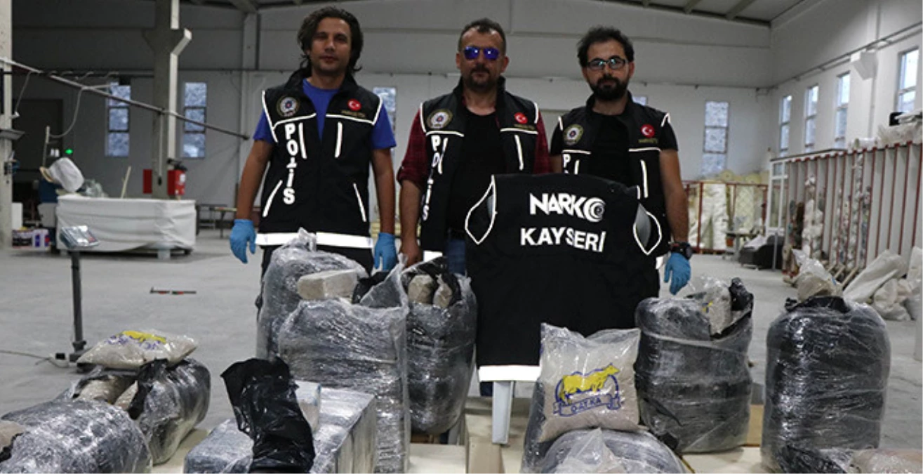 Kayseri Polisi Yatak Fabrikasında 235 Kilogram Eroin Ele Geçirdi