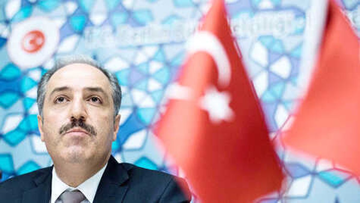 Yeneroğlu\'ndan Çifte Oy Açıklaması