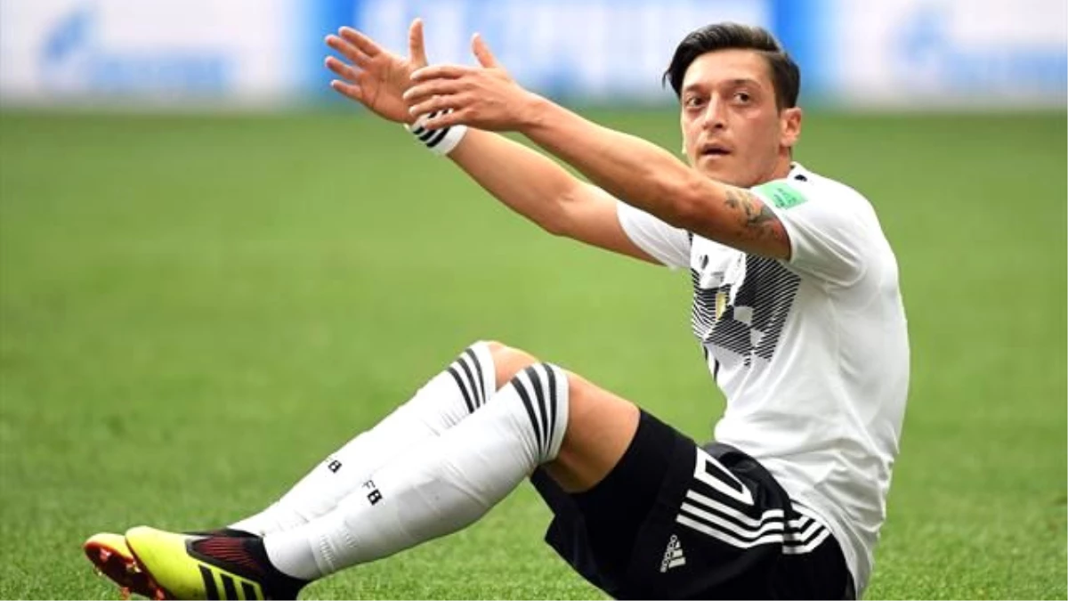 Alman Medyasından Mesut Özil\'e Destek