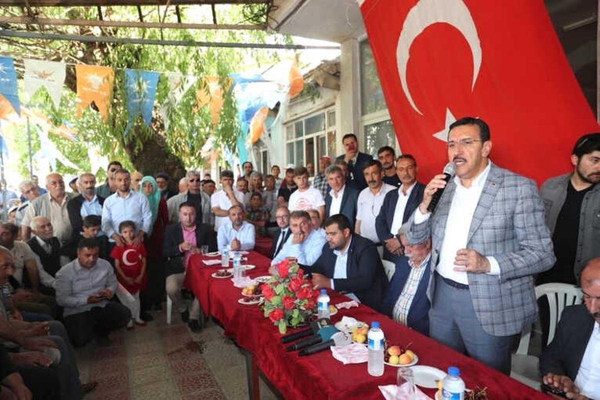 Bakan Tüfenkci\'ye Doğanşehir\'de Sevgi Seli