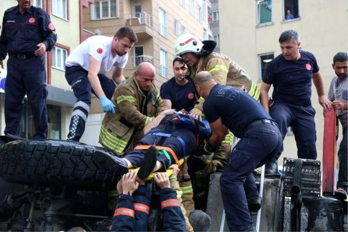 Geniş Haber) - Beyoğlu\'nda İtfaiye Aracı Kaza Yaptı; 3 İtfaiye Eri Yaralandı