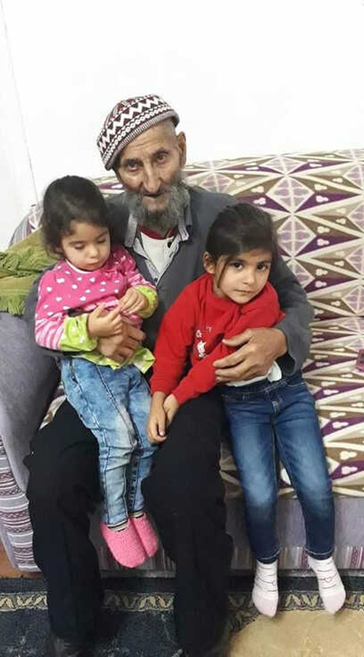 Hayvan Otlatan Yaşlı Adam Ölü Bulundu
