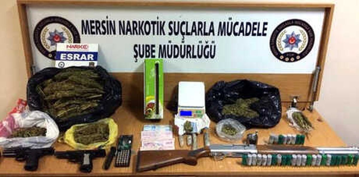 Uyuşturucu Ticaretine 5 Tutuklama