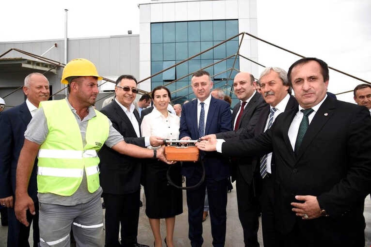 Vali Büyükakın Fabrika Temel Atma Törenine Katıldı