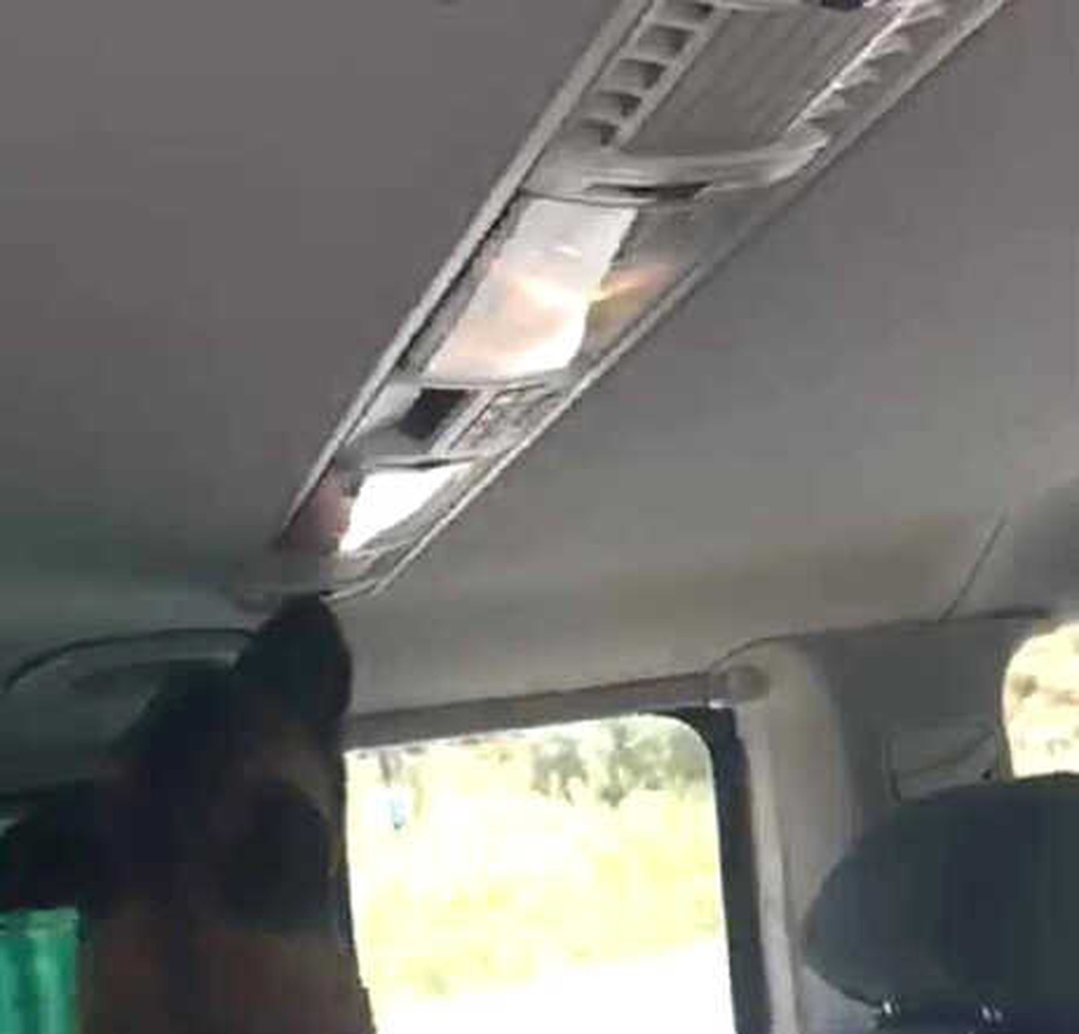 Vip Aracın Klimasında Uyuşturucu Yakalandı